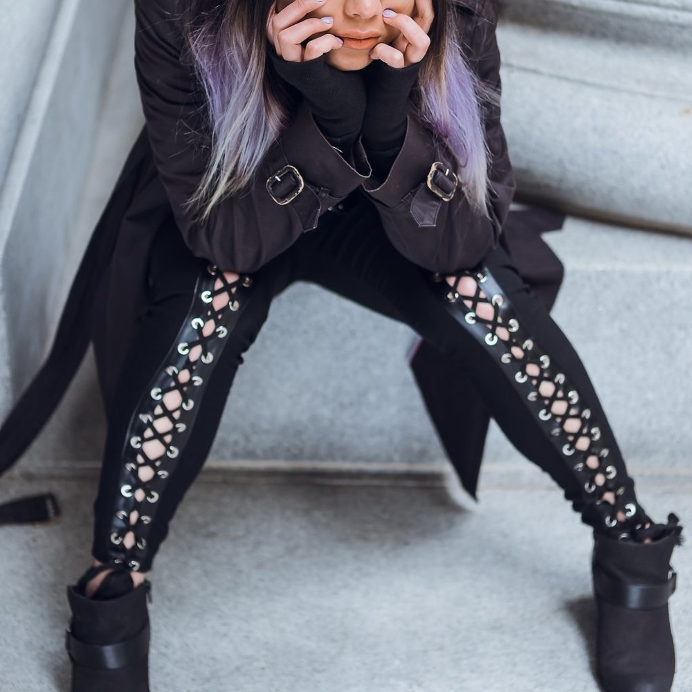 Gothic Black Lace-up Jeans with O-ring